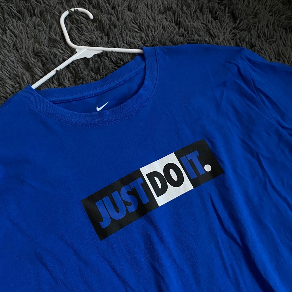 “Just do it” T Shirt Nike Mens Size Large Blue